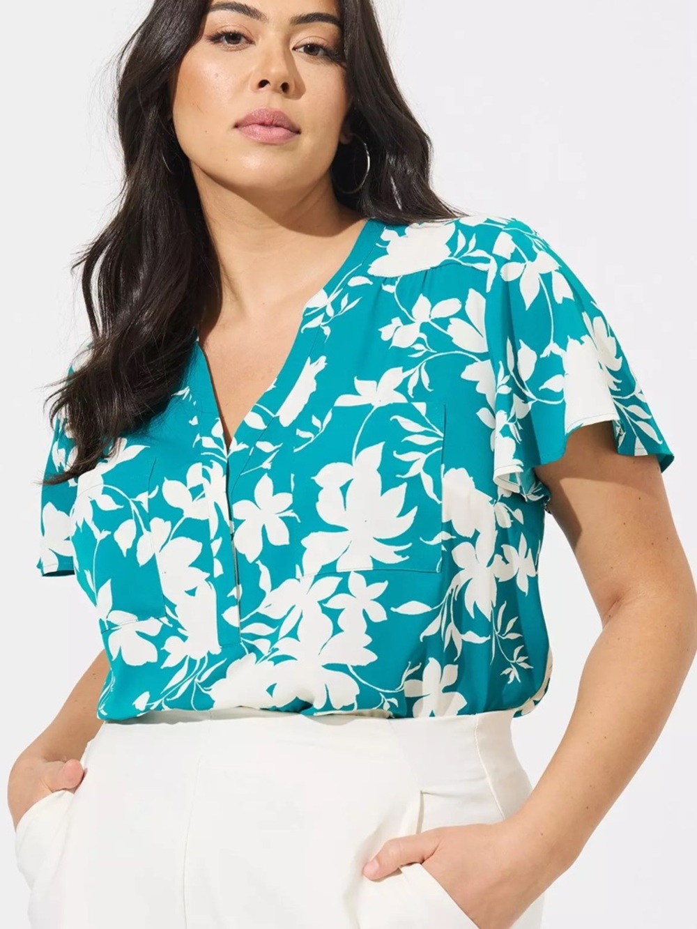 Torrid Women 1X Floral Harper Studio Crepe de Chine Flutter Short Sleeve Blouse